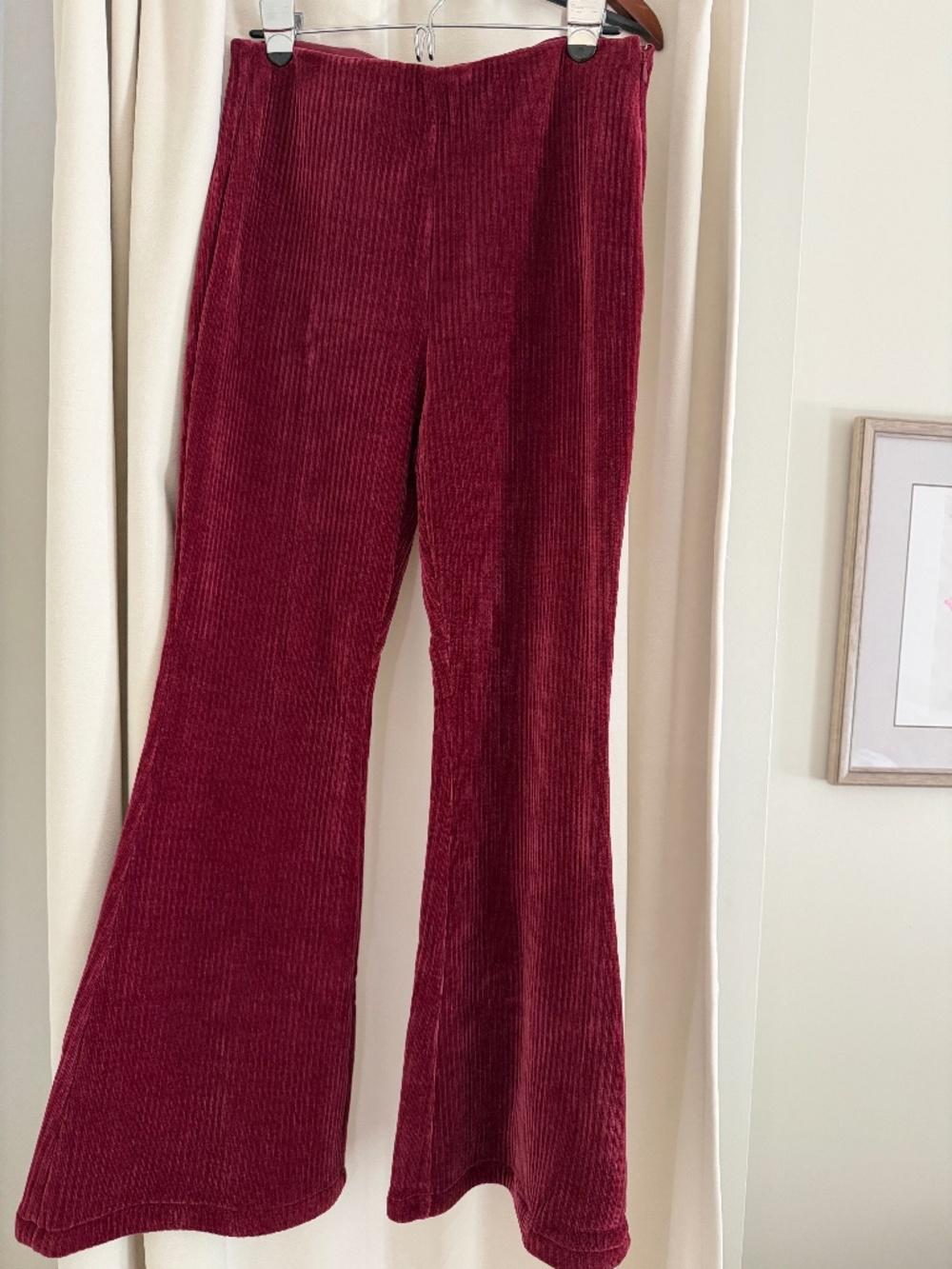 Anthropologie Wide-wale Raspberry color Soft Cotton Corduroy Wide-leg Pants sz M